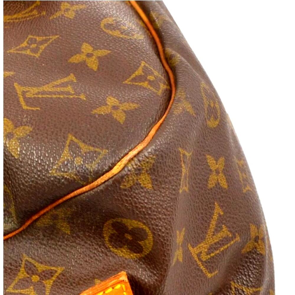 ⭐🔥AUTHENTIC🔥⭐Louis Vuitton Saumur 35 Crossbody bag - Picture 5 of 15